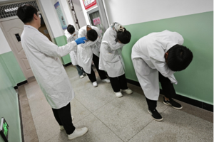 畜牧科技学院开展实验室安全演练